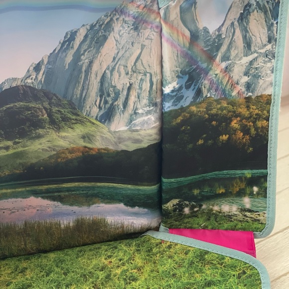 Lakeshore Fantasy Adventure Backback Unicorns Horses Fold Out Scene Playset - Picture 4 of 8